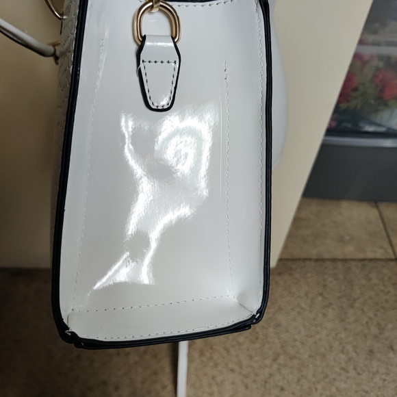 Danbooty White Croc-Embossed Women's Bag Pu Leather Shoulder Bag, White - Picture 10 of 15